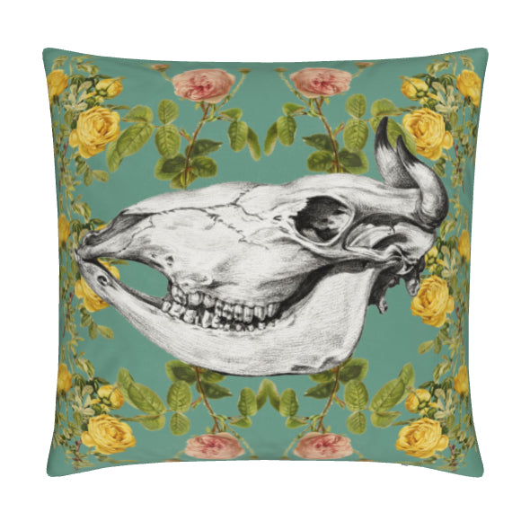 Skull 'n Roses Velvet Cushion Cover